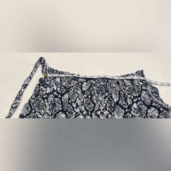 Woman’s LuLaRoe Wide Leg Pants Size XL - Picture 4 of 5